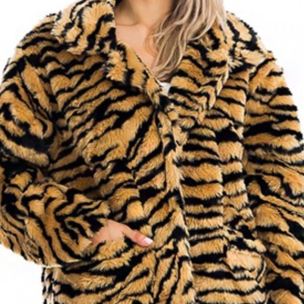 “BIG PIMPIN” Plush Tiger Print Fur Teddy Coat - Picture 12 of 16